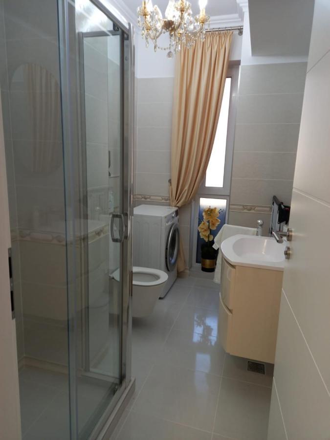 Campus Apartment Constanta Exterior photo